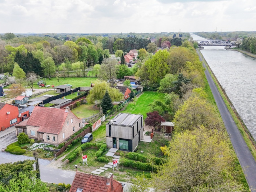 Driehuizen - 101 - - 2490