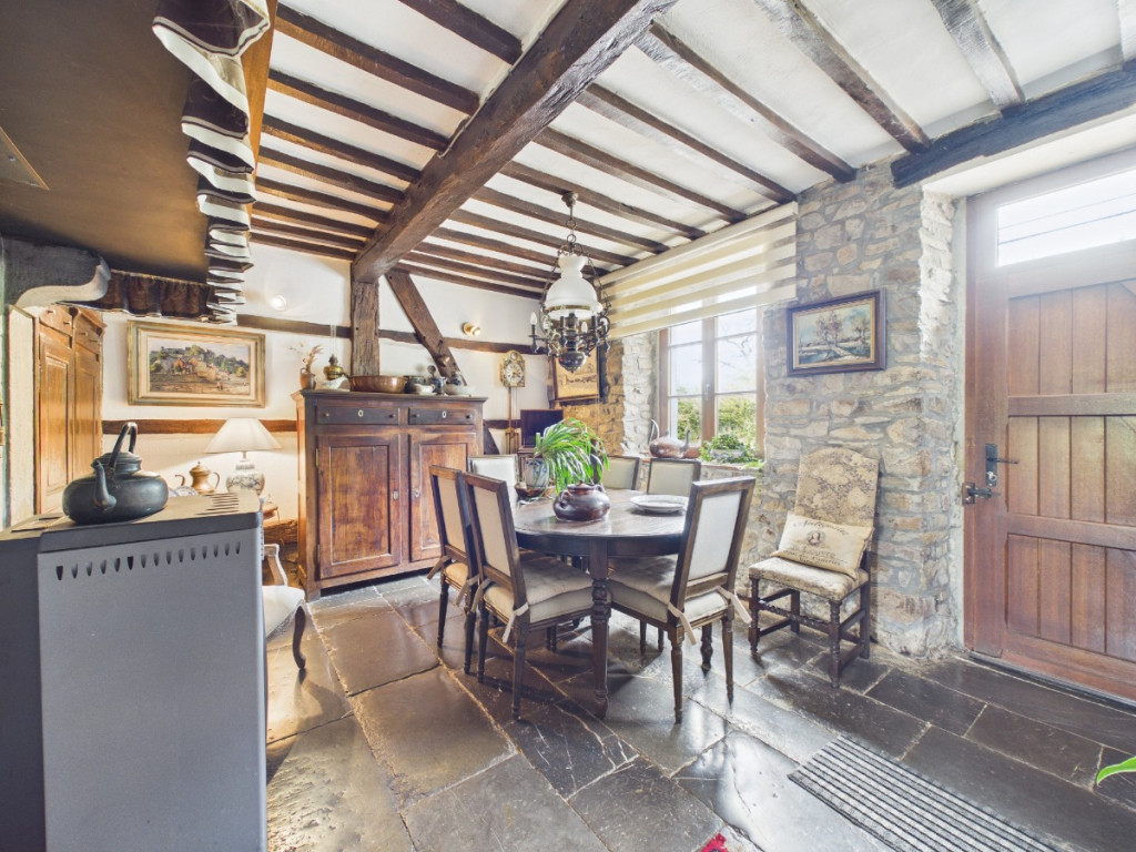 Rue de la Vierge - 14 - - 6990