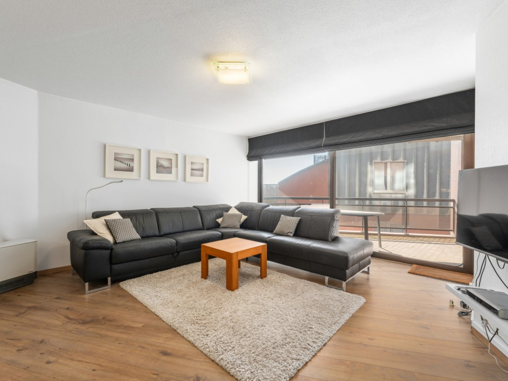 Zeedijk - 129 - 5J - 8370