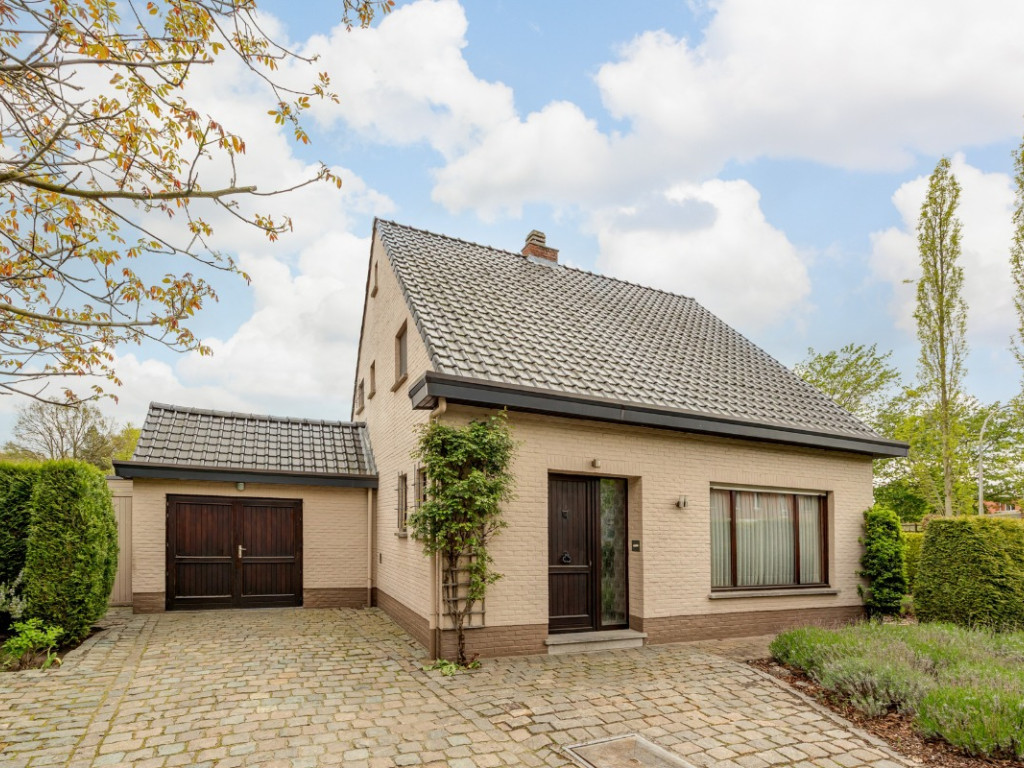 Lage Kaart - 325 - - 2930