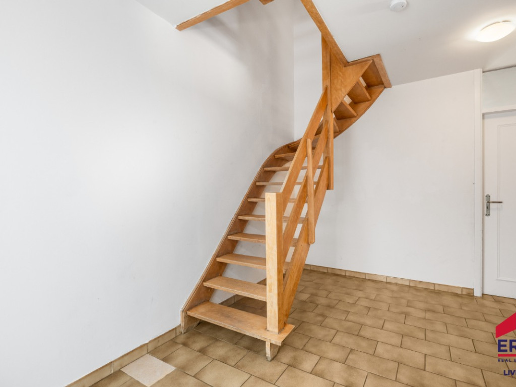 Keistraat - 18 - - 9470