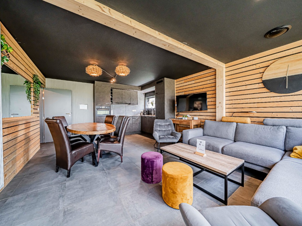 Rue Saint-Eloi - 23 - - 6640
