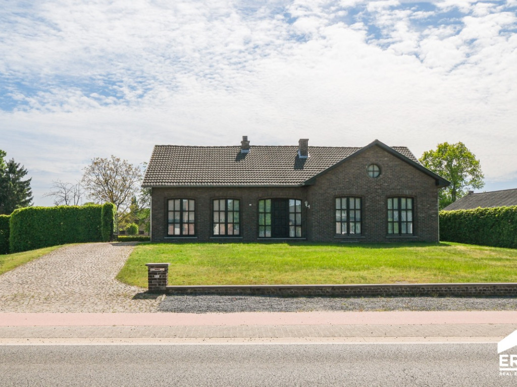 Genkerbaan - 128 - - 3520