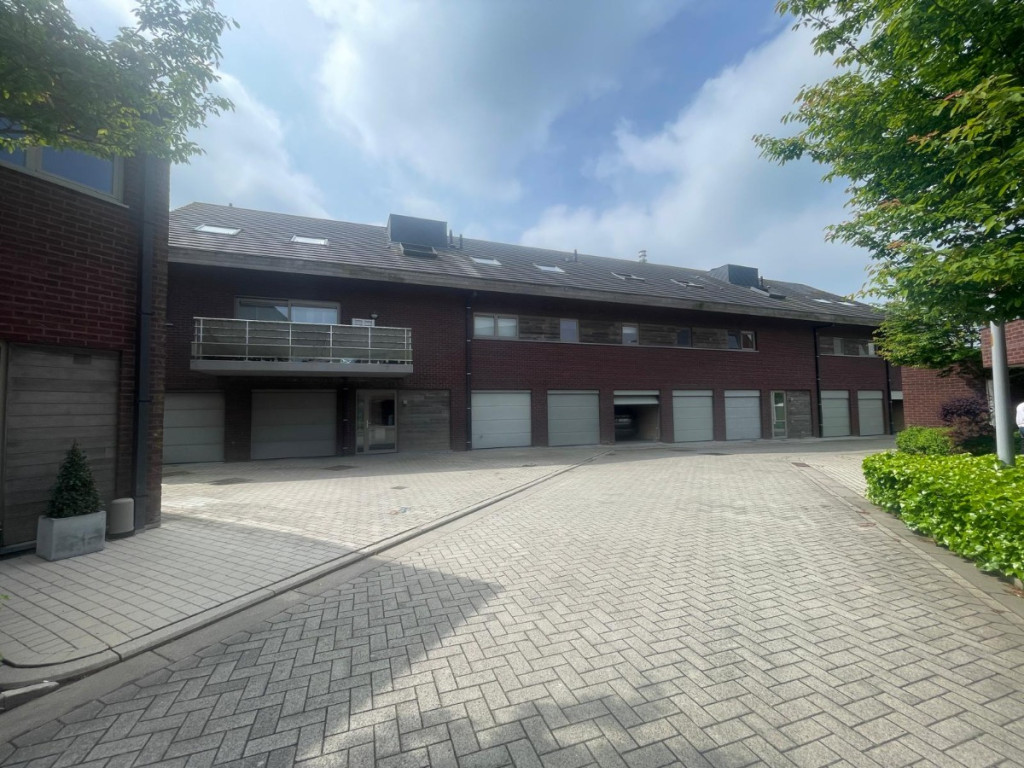 De Renne - 2 - 0201 - 8980