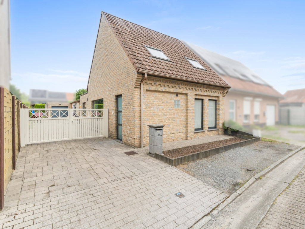 Bloemstestraat - 16 - - 9200