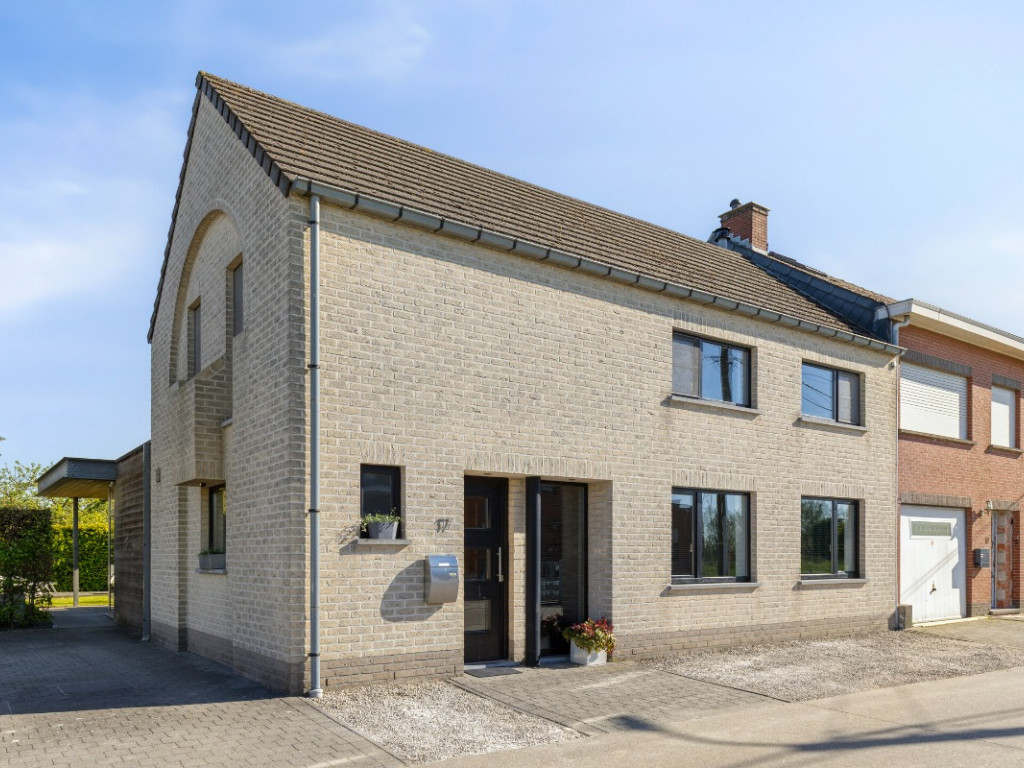 Moerstraat - 17 - - 2811