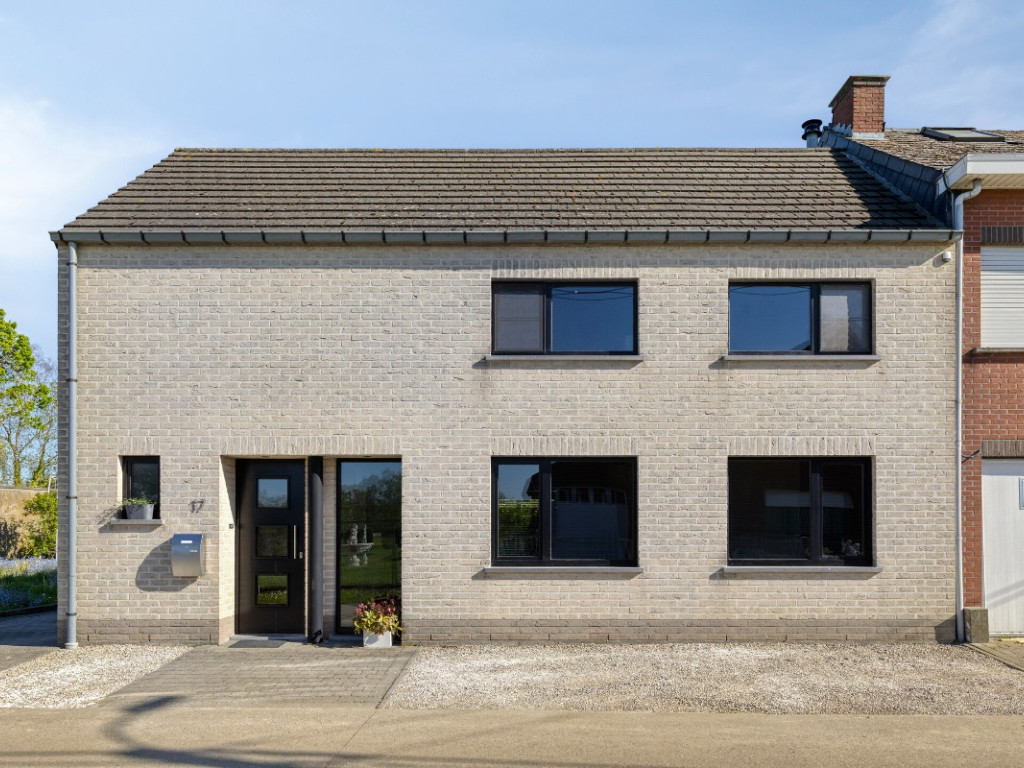 Moerstraat - 17 - - 2811