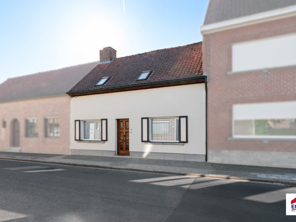Hekkenstraat - 23 - - 8720