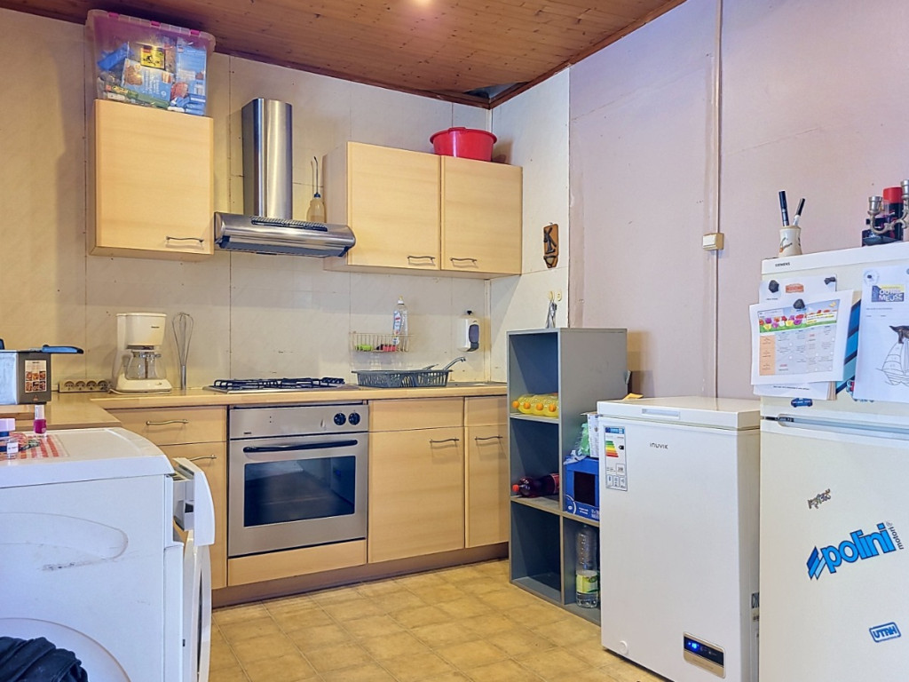 Avenue Reine Astrid - 77 - - 4500