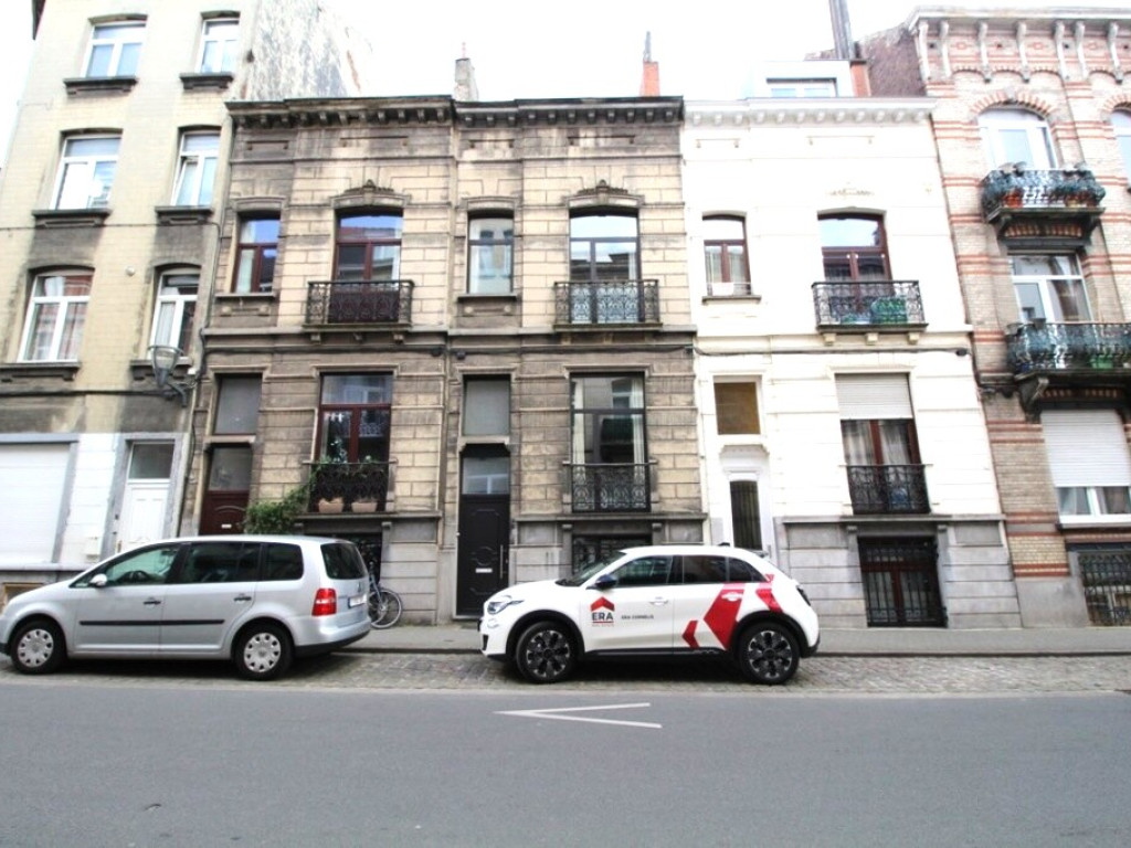 Rue Jules Debecker - 27 - - 1081
