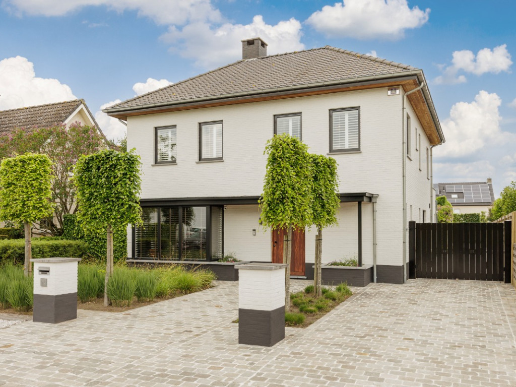 Schoolstraat - 9F - - 2322