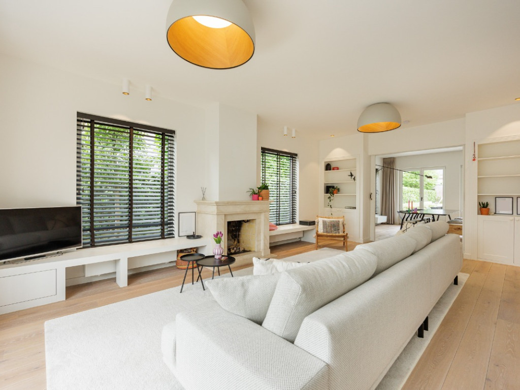 Schoolstraat - 9F - - 2322