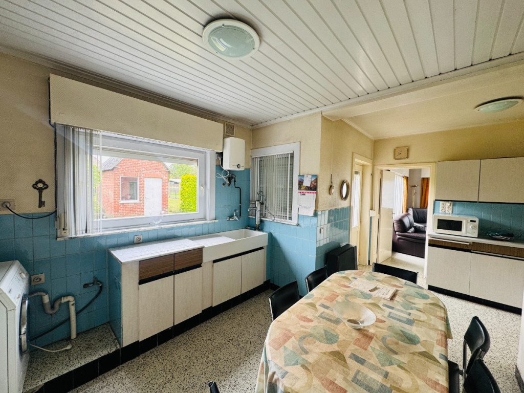 Lucasstraat - 11 - - 8840