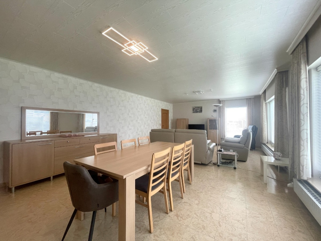Neerhof - 23 - - 8890