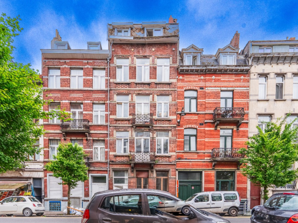 Rue Georges Moreau - 64 - - 1070