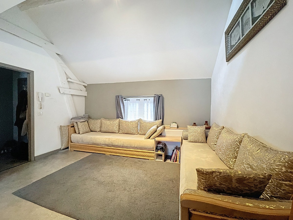Rue Joseph Wauters - 20 - 2 - 64074 WAREMME 1 DIV - 4300