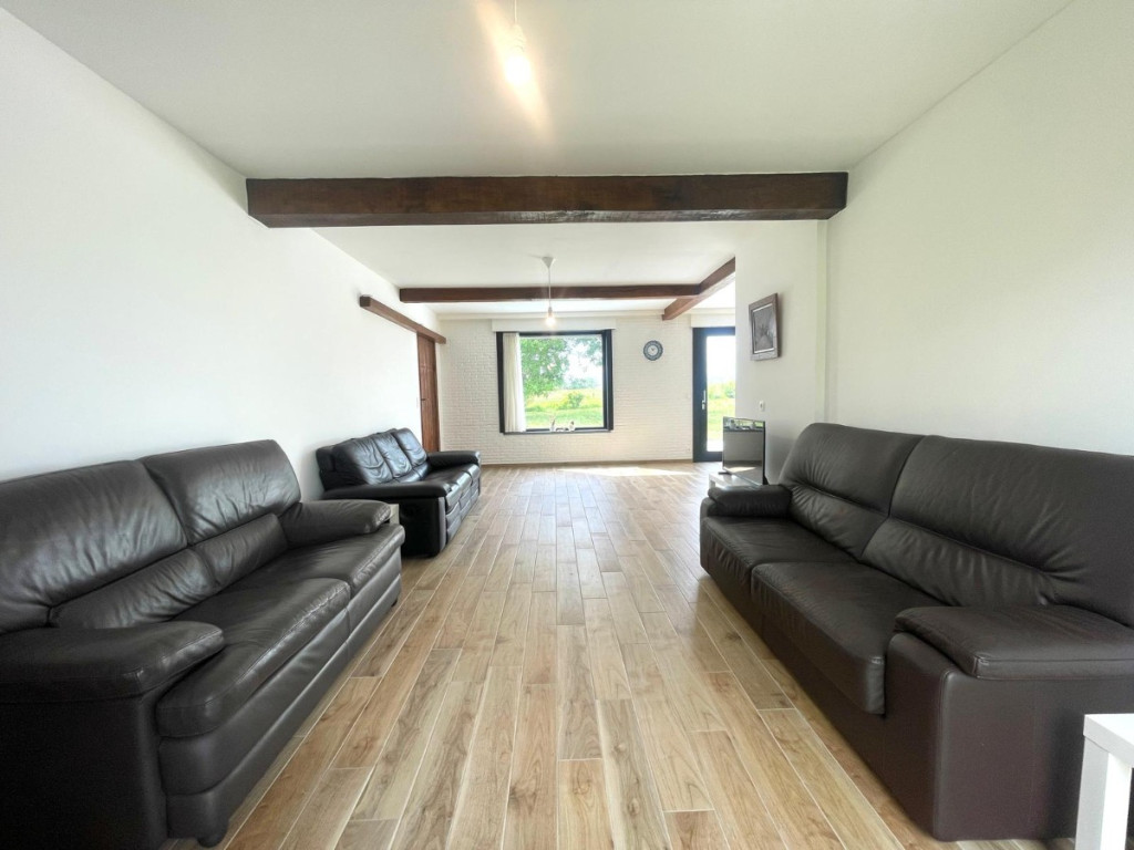 Millesteenstraat - 102 - - 8890