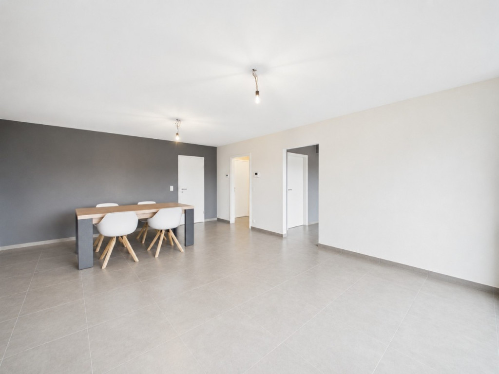Rue Espinthe - 51 - 02 - 6900