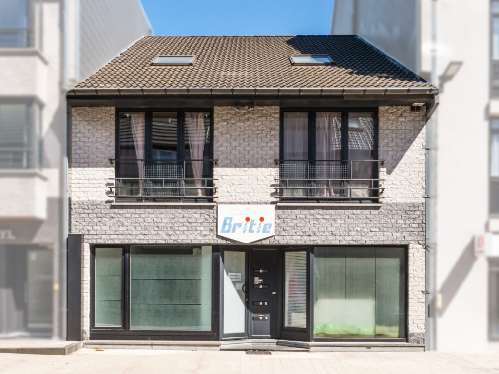 Lostraat - 19 en 21 - - 9880