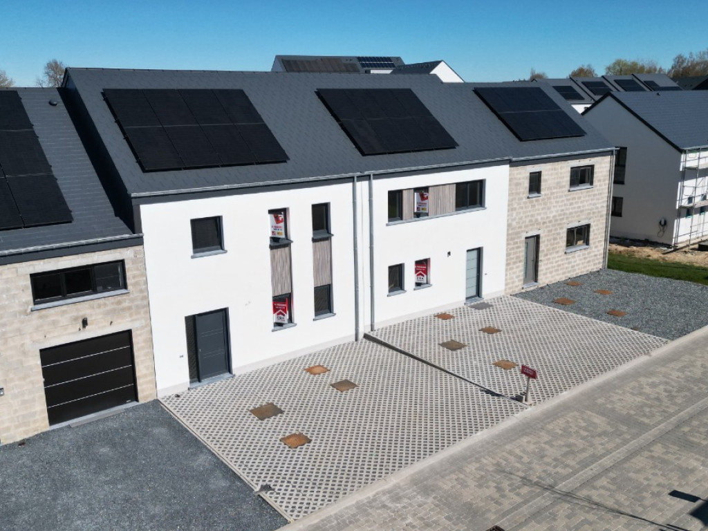 Rue de la Libération - 26 - - Lot 52 - 6720