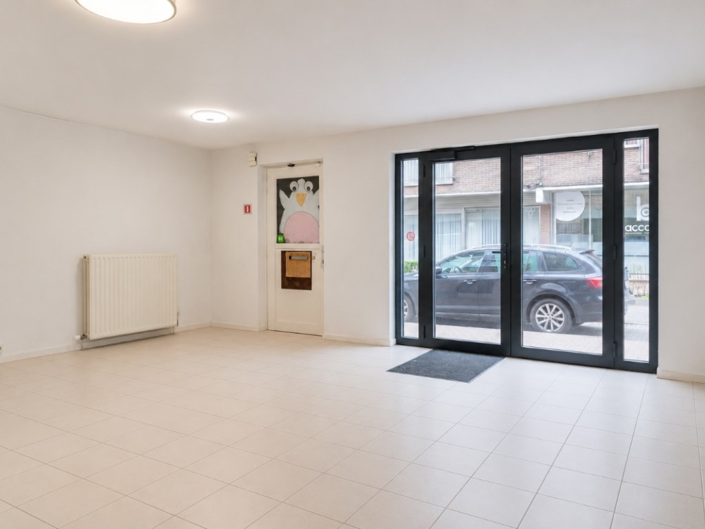 Marktplein - 32 - - 3590