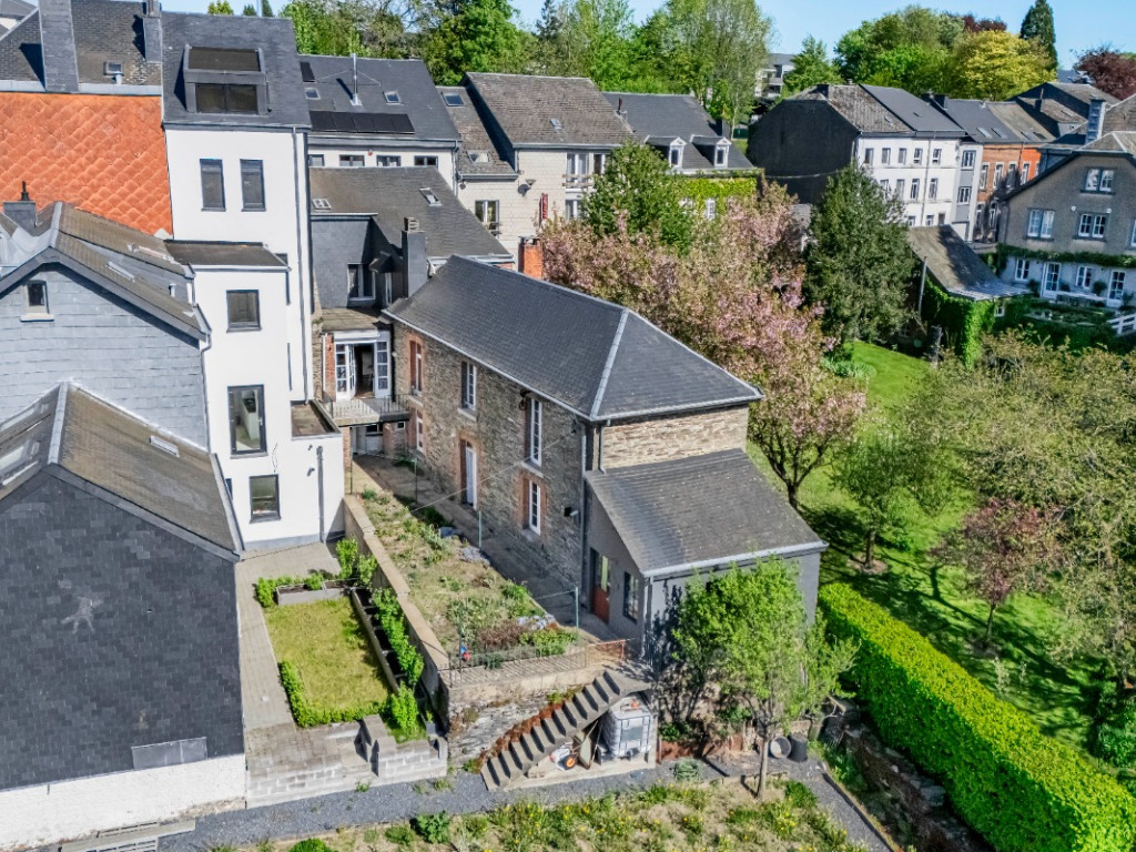 Rue Lucien burnotte - 44 - - 6840