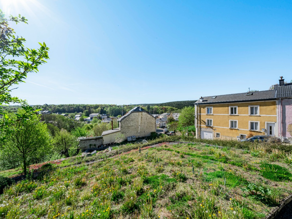 Rue Lucien burnotte - 44 - - 6840