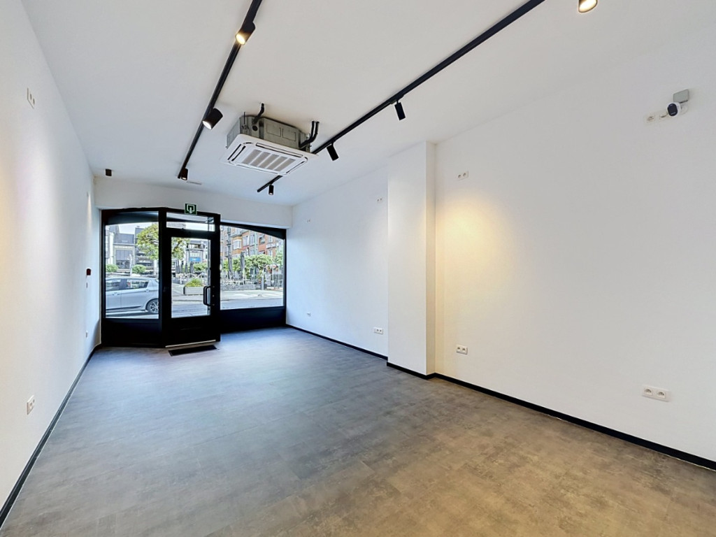 Place Mac Auliffe - 49 - - 6600