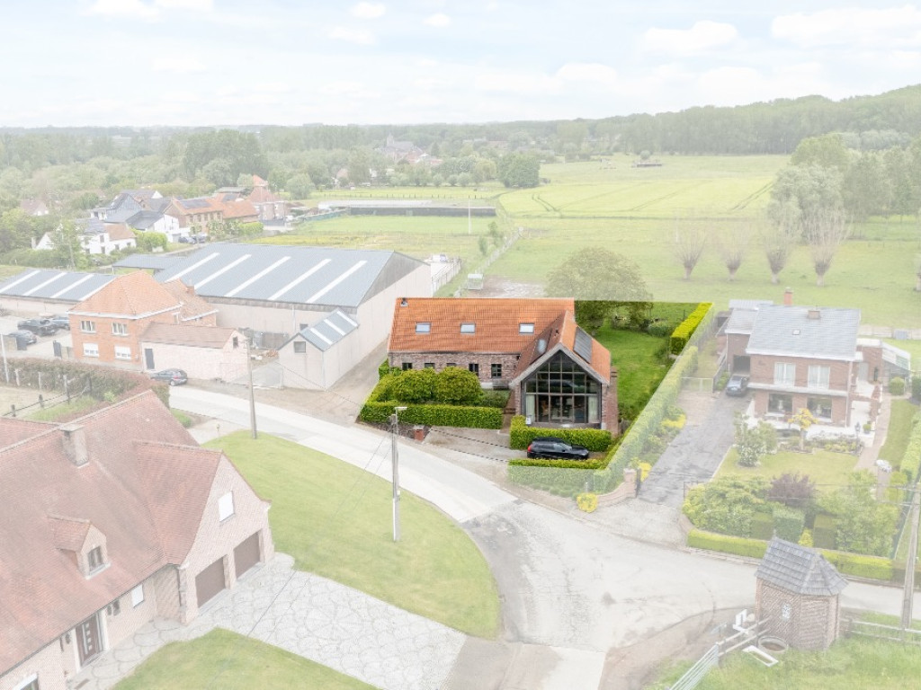 Lindeveldstraat - 27 - - 9506