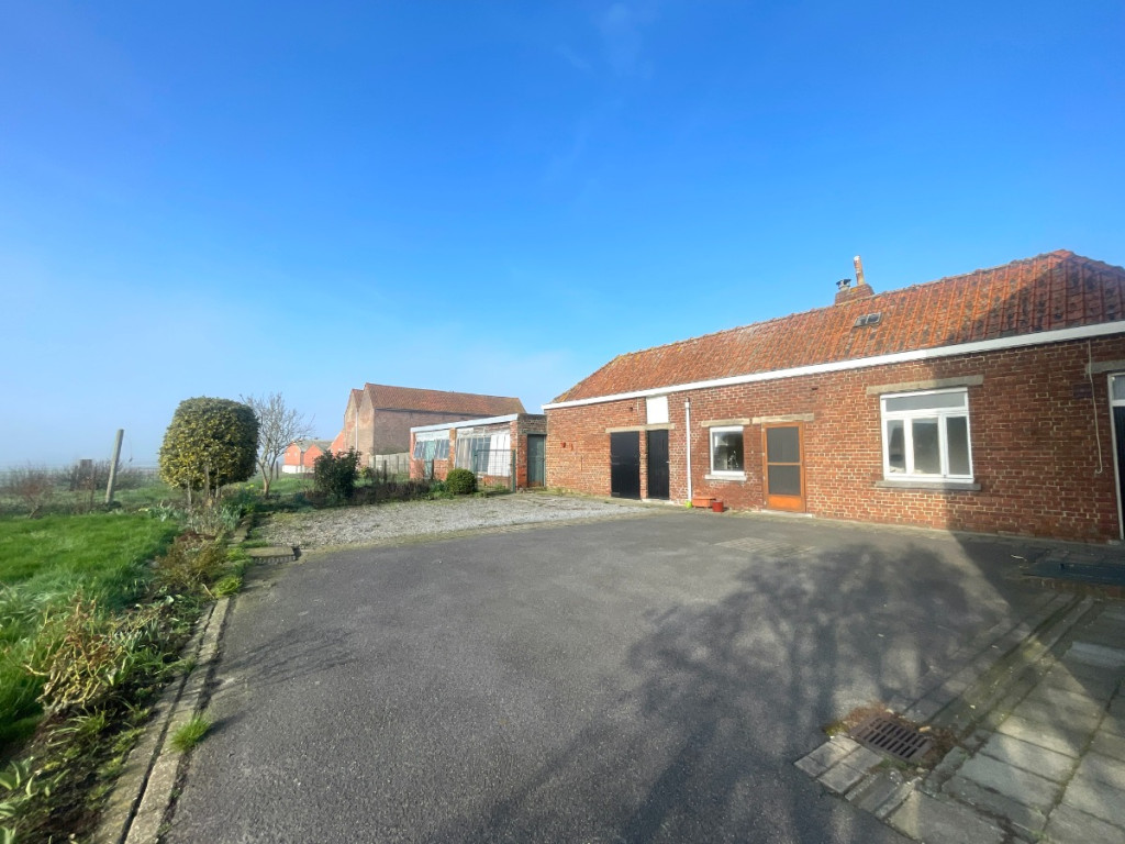 Dadizeelsestraat - 204 - - 8890