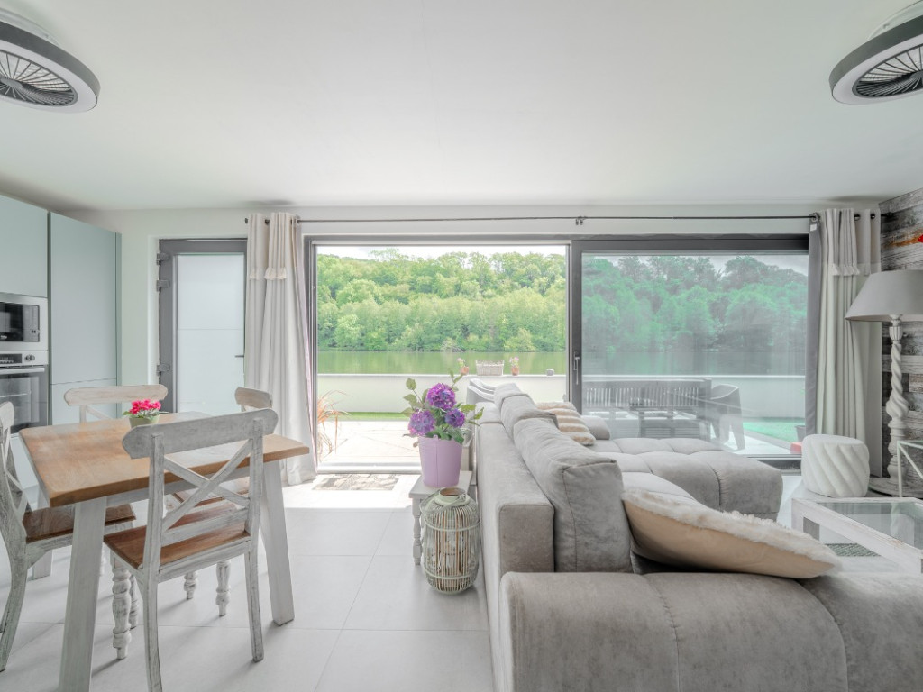 Rue de France - 119 - - 5540