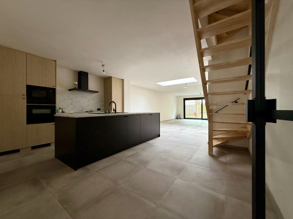 Veldstraat - 55 - - 8980
