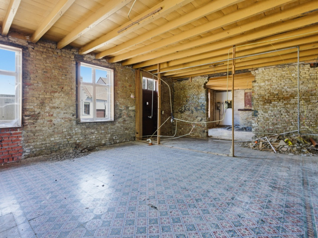 Gouden-Hoofdstraat - 104 - - 8630