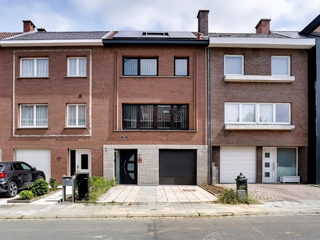 Avenue des Tourterelles - 42 - - 1420