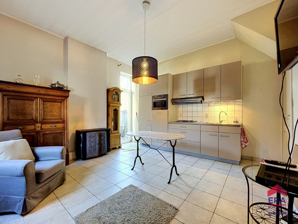 Rue de la Couronne - 16 - - 4500