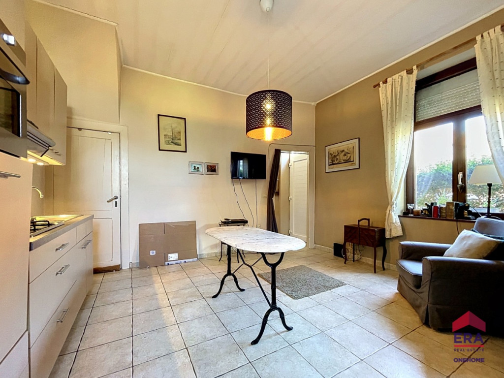 Rue de la Couronne - 16 - - 4500