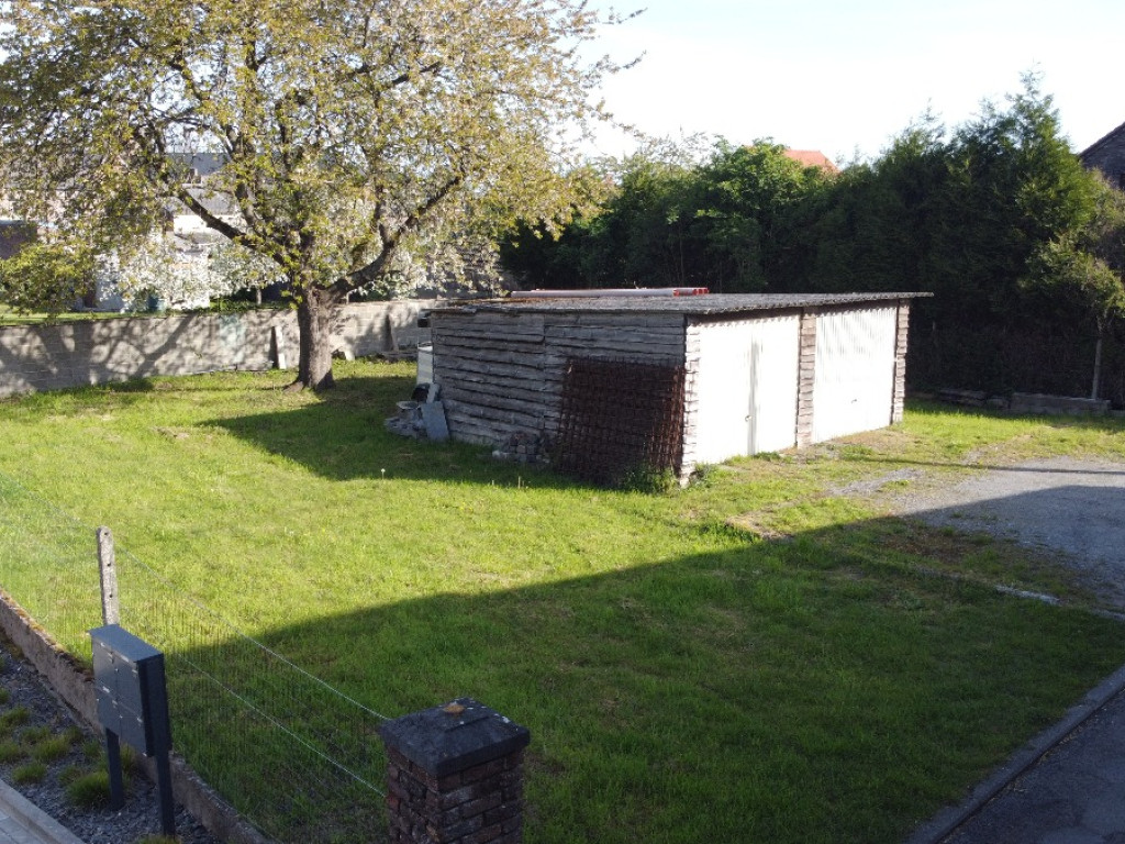 Rue Louis Lahaye - 222 - - 5300