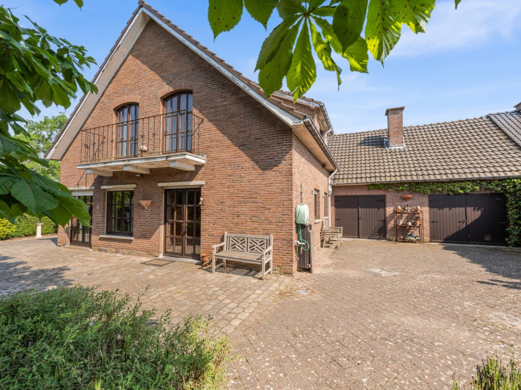 Bergstraat - 3A - - 9140