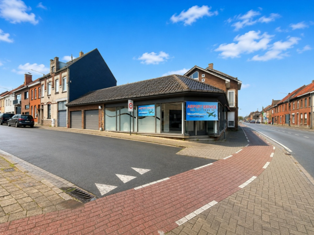 Moeskroenstraat - 726 - - 8930