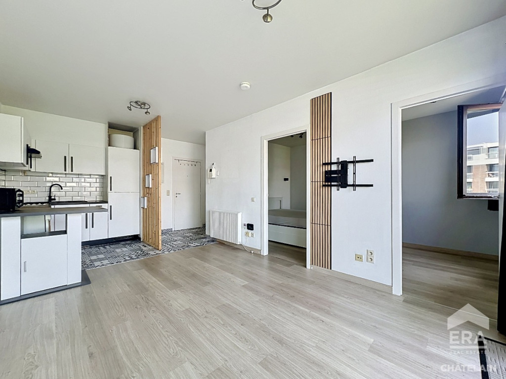 Avenue Henry Dunant - 52 - - 1140