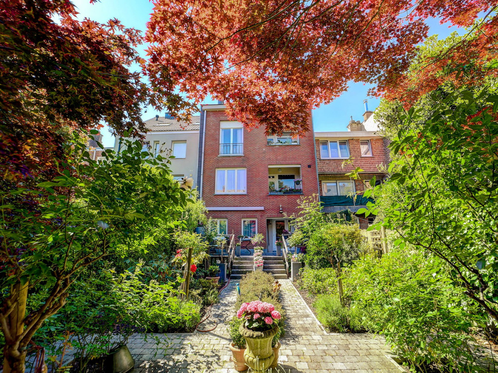 Avenue de Mai - 162 - - 1200