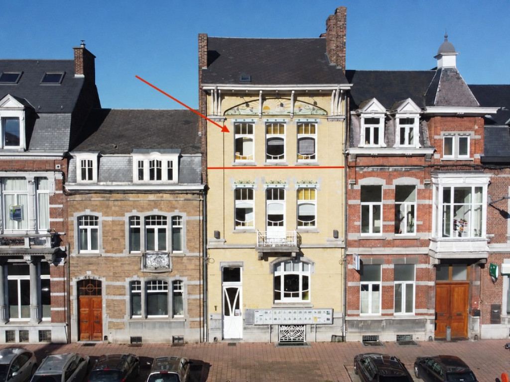 Place des Tilleuls - 48 - - 5300