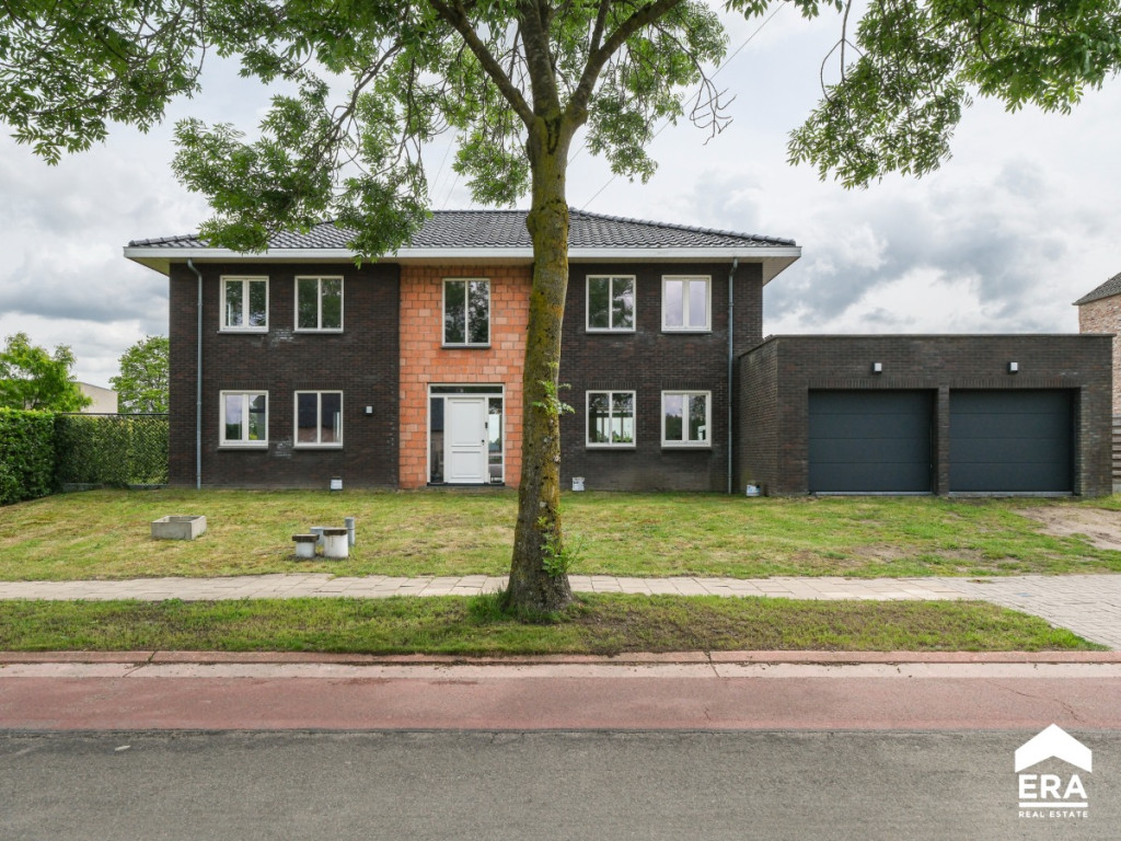 Hoevenstraat - 11 - - 3900