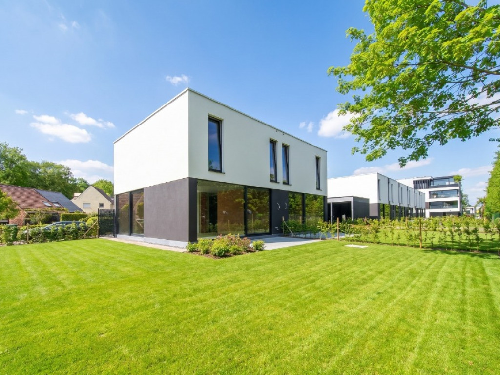 Churchillsteenweg - 13 - - W6 - 9300