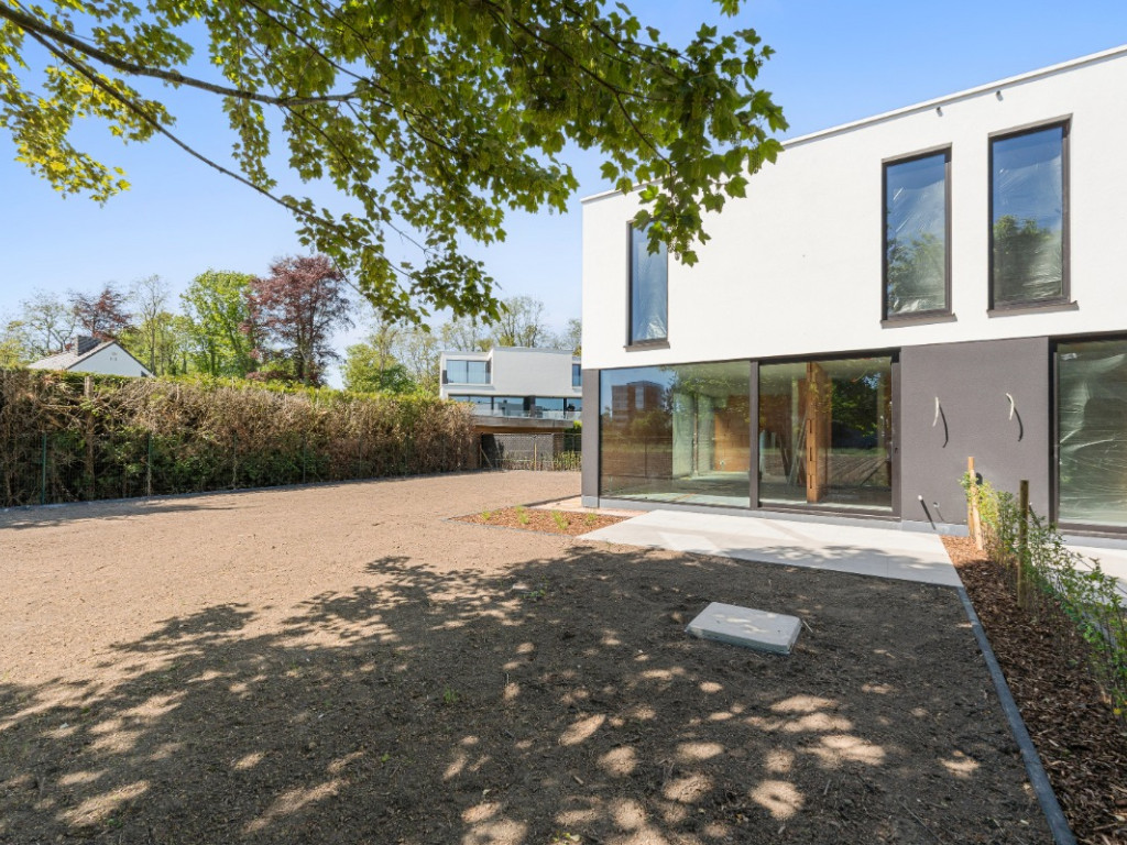 Churchillsteenweg - 9 - - W8 - 9320