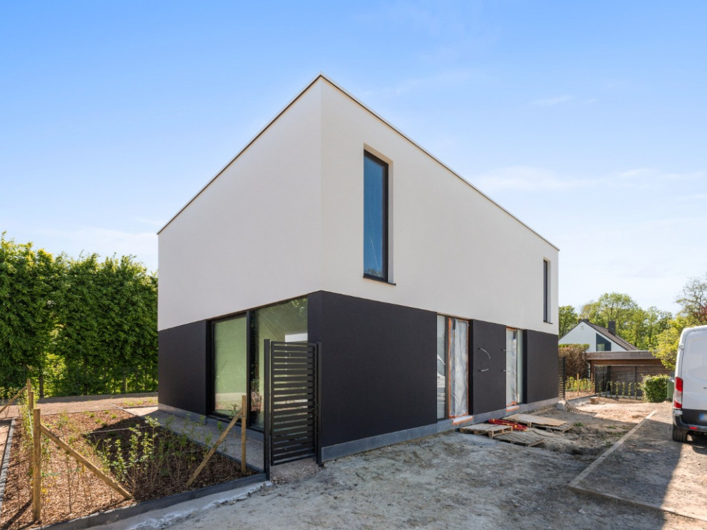 Churchillsteenweg - 11 - - W7 - 9320