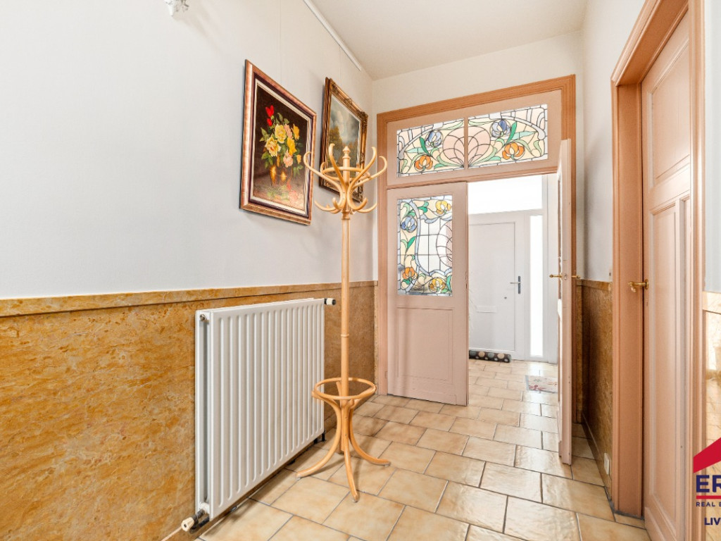 Burg. Rollierstraat - 32 - - 9470