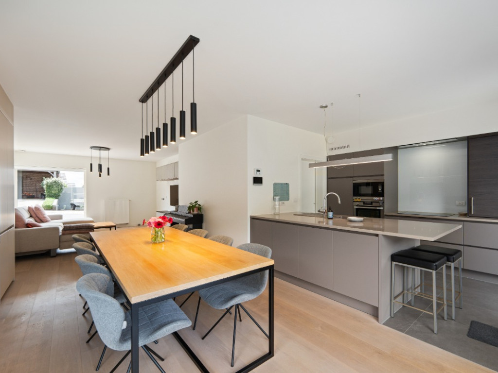Twee Molenstraat - 30 - - 8550