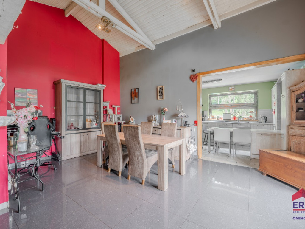 Rue du Samson - 25 - - 5300