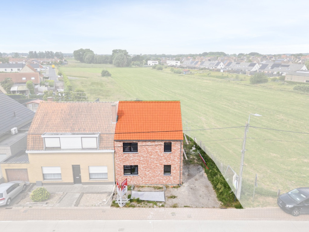 Oostrozebekestraat - 170 - - 8760